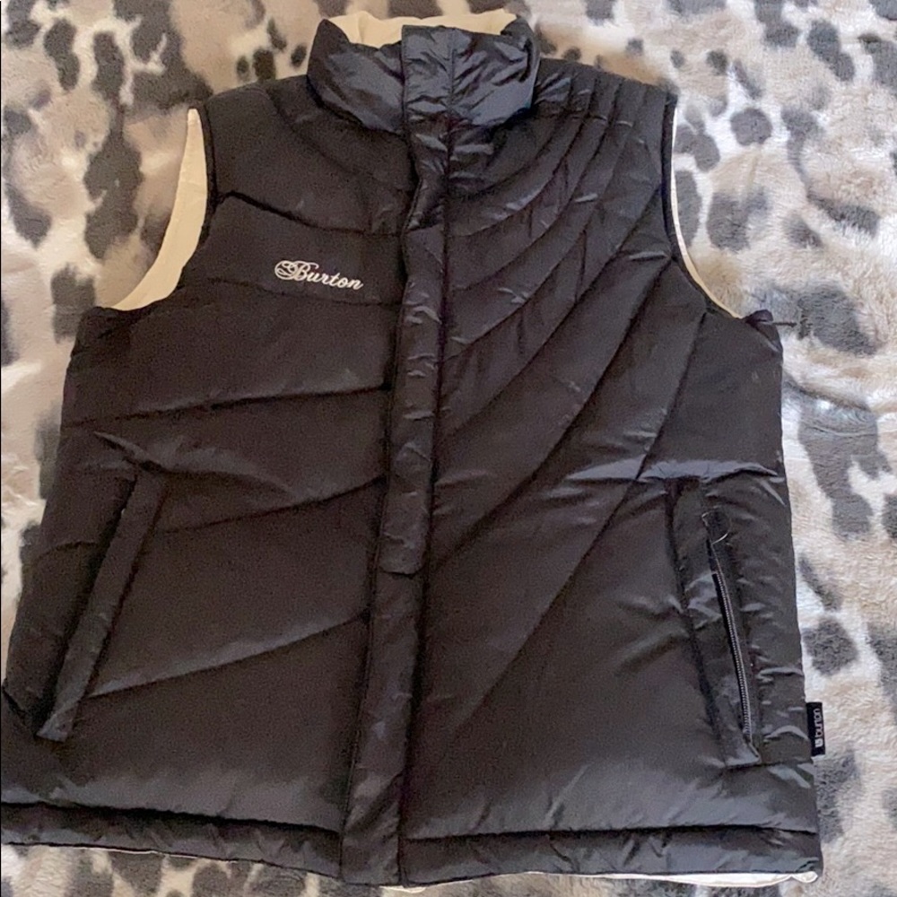 Women’s Burton reversible vest👌